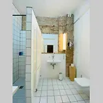 Wunderschoene Ladenwohnung In Kreuzberg *