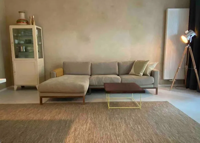 Wunderschoene Ladenwohnung In Kreuzberg