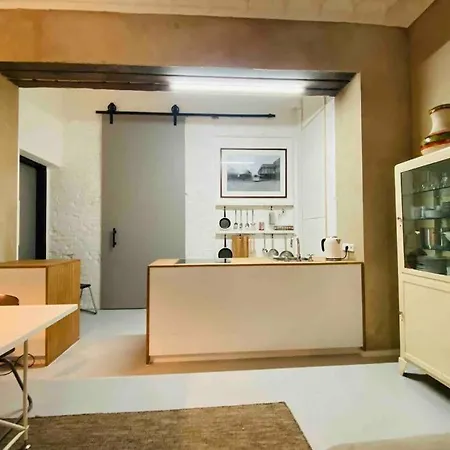 Wunderschoene Ladenwohnung In Kreuzberg